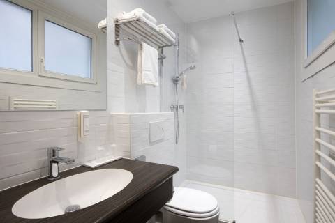Hotel in Nantes city centre | Best Western Hôtel Graslin in Nantes Hotel in Nantes city centre | Best Western Hôtel Graslin in Nantes