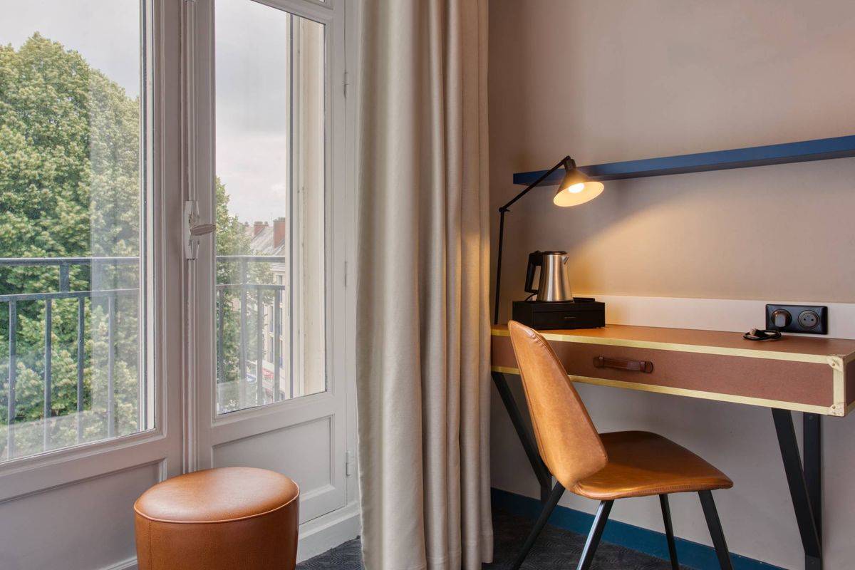 Dîner en chambre | Hôtel Graslin dans le centre-ville de Nantes